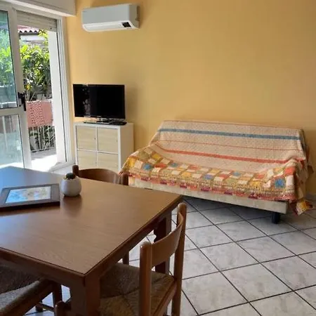 Il Girasole Apartment *
